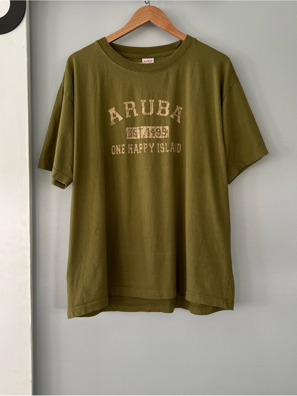 Aruba Graphic Short Sleeve Tee - Olive Green